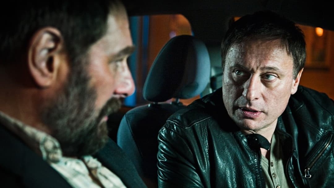 Дівчина, яка грала з вогнем backdrop 14