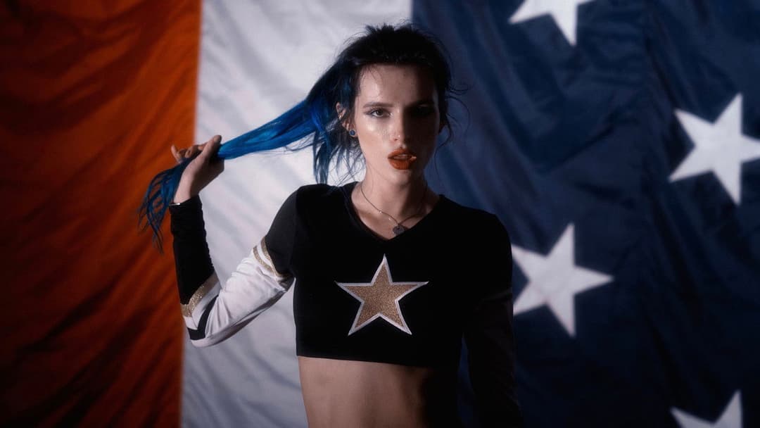 Нація убивць backdrop 19