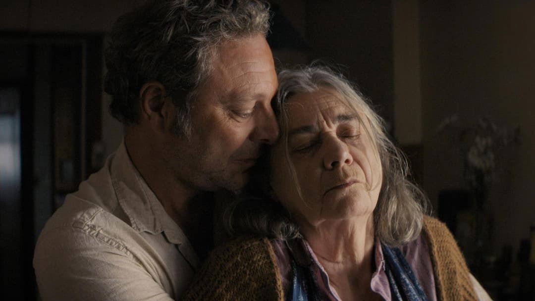 A Messy Tribute to Motherly Love backdrop 5