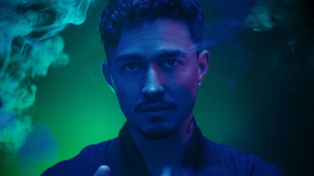 It's What's Inside backdrop 9