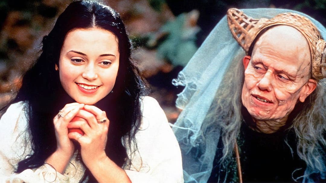 Snow White: A Tale of Terror backdrop 8