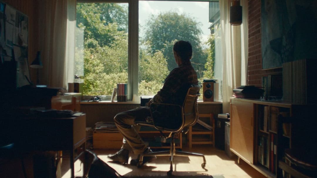 Another Round backdrop 9