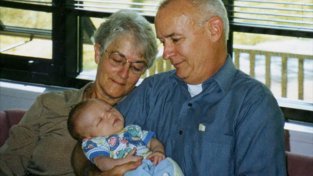 Dear Zachary: A Letter to a Son About His Father backdrop 15