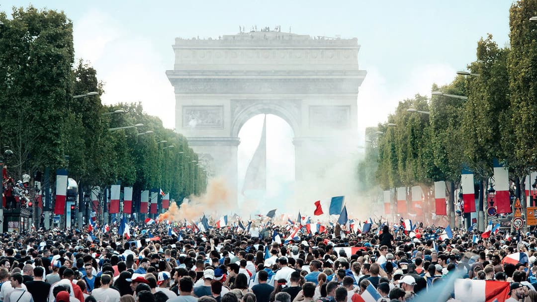 Die Wütenden - Les Misérables backdrop 1