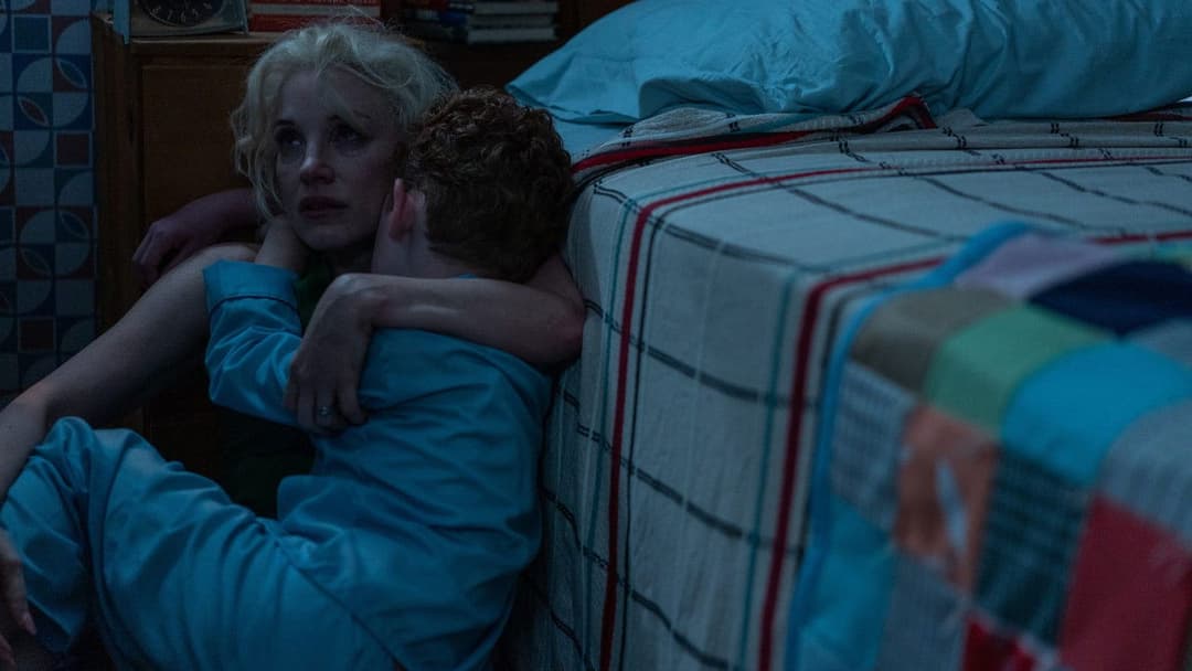 Mothers' Instinct backdrop 9