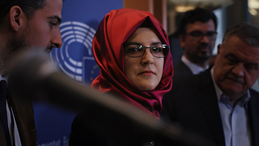 The Dissident backdrop 9