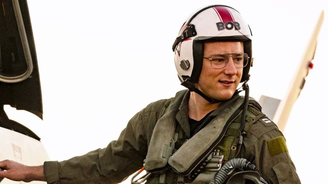 Top Gun: Maverick backdrop 11