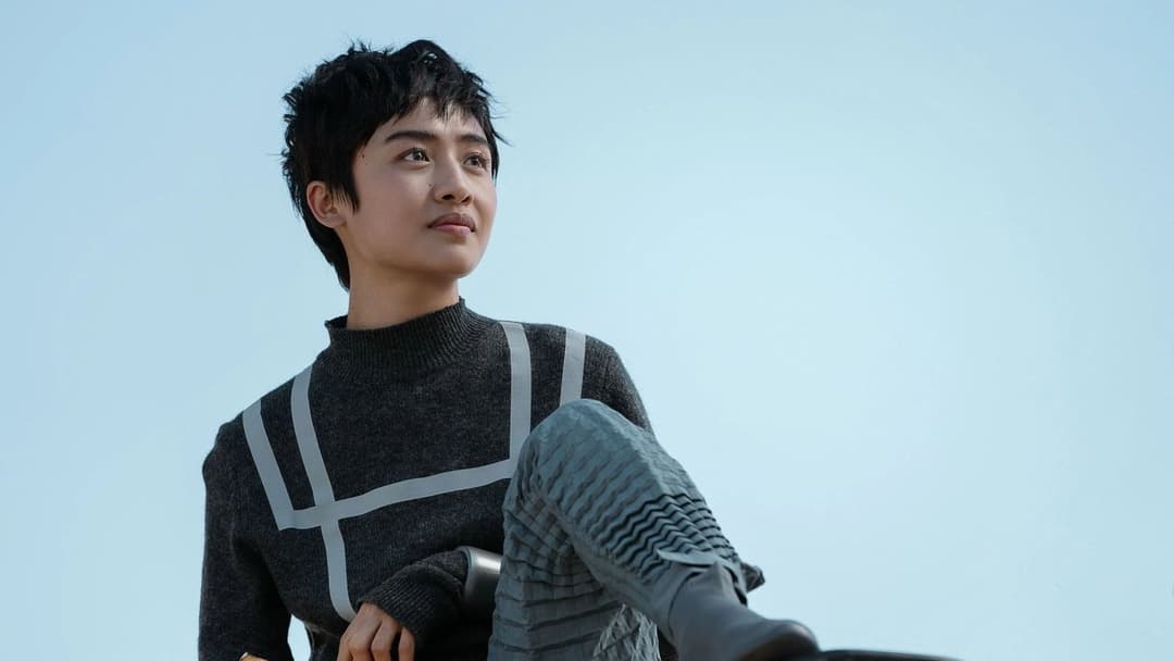 Ugly - Verlier nicht dein Gesicht backdrop 2