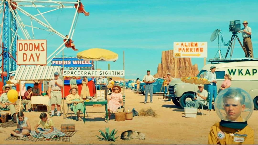 Asteroid City backdrop 9