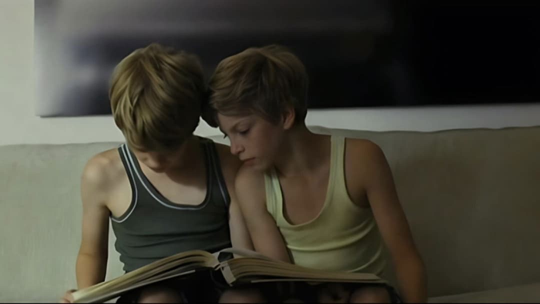 Ich seh, Ich seh backdrop 16