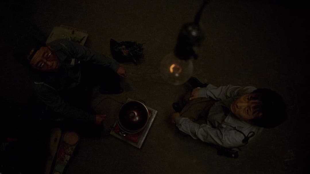 Barking Dogs Never Bite backdrop 19