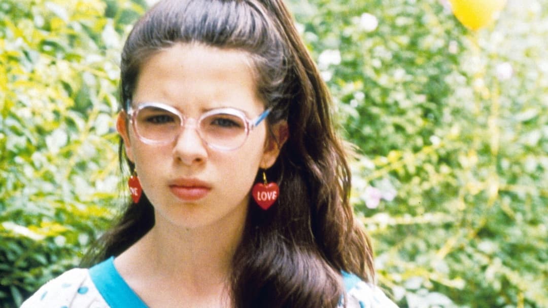 Welcome to the Dollhouse backdrop 7