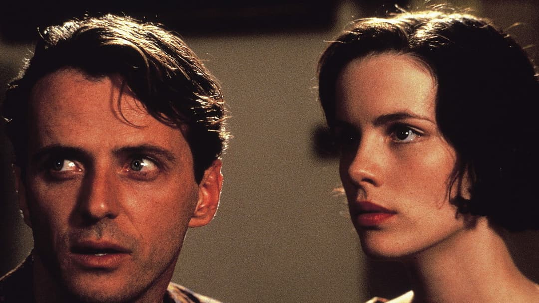 Будинок привидів backdrop 3