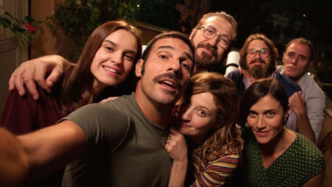 Perfect Strangers - Wie viele Geheimnisse verträgt eine Freundschaft? backdrop 8