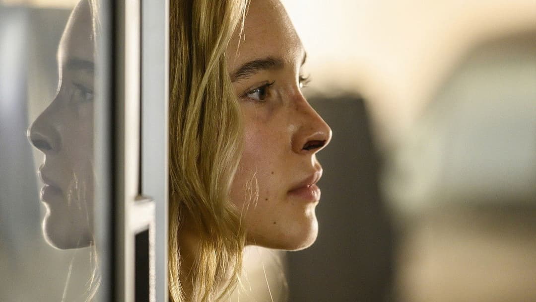 Run Hide Fight backdrop 9