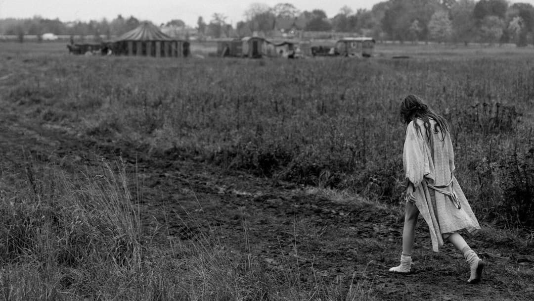 The Girl with the Needle backdrop 9