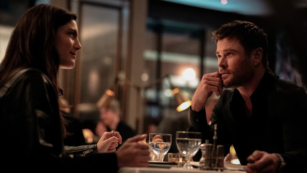 Crime 101 backdrop 19