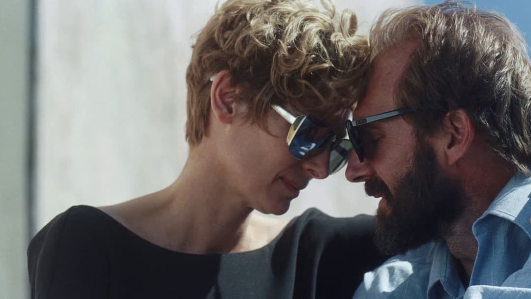 A Bigger Splash backdrop 5