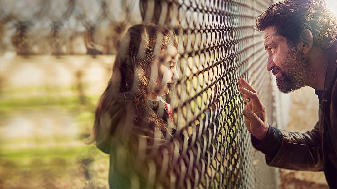 Den of Thieves backdrop 18