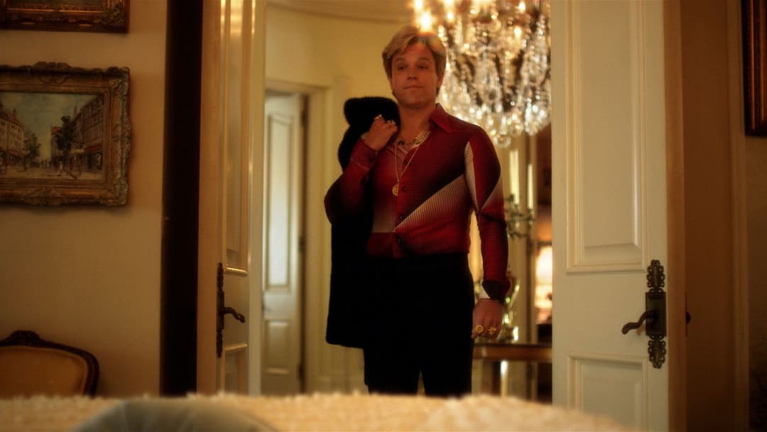 Behind the Candelabra backdrop 9