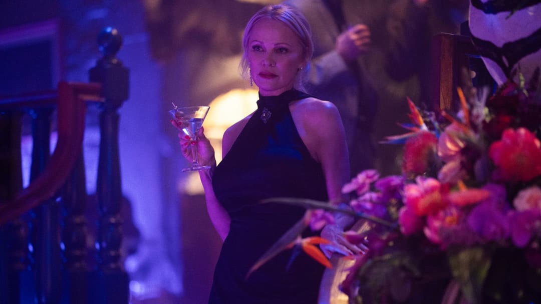 The Naked Gun backdrop 15