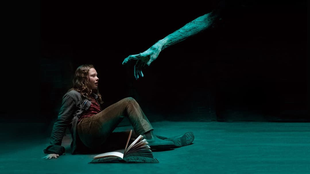 Scary Stories to Tell in the Dark backdrop 11