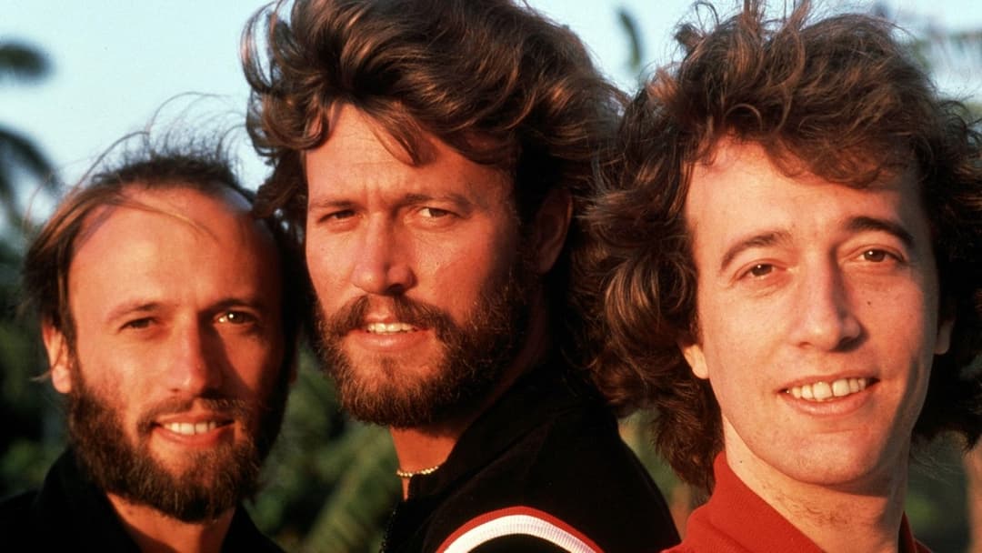 The Bee Gees: How Can You Mend a Broken Heart backdrop 2