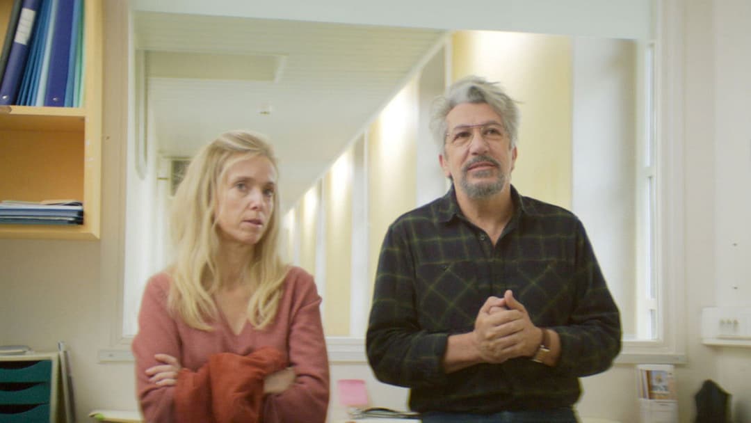 Unglaublich, aber wahr backdrop 7