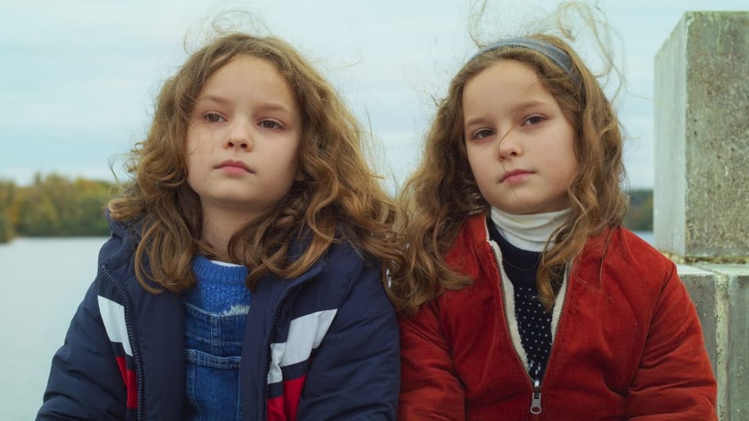 Petite Maman - Als wir Kinder waren backdrop 11