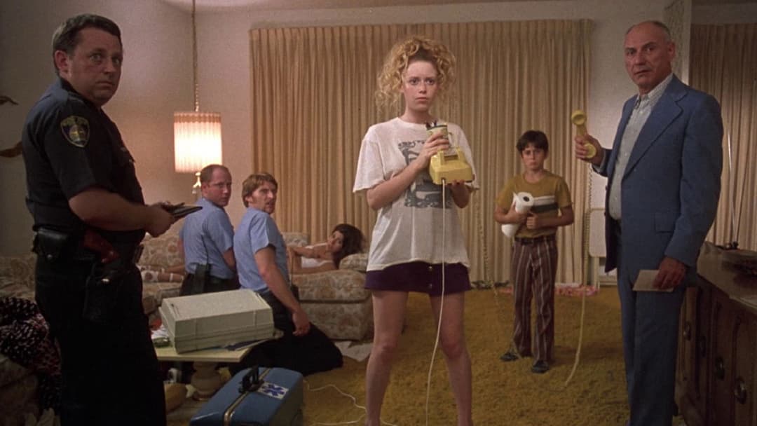 Slums of Beverly Hills backdrop 13