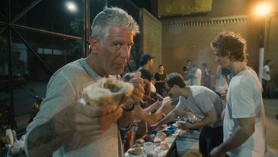 Roadrunner: A Film About Anthony Bourdain backdrop 2