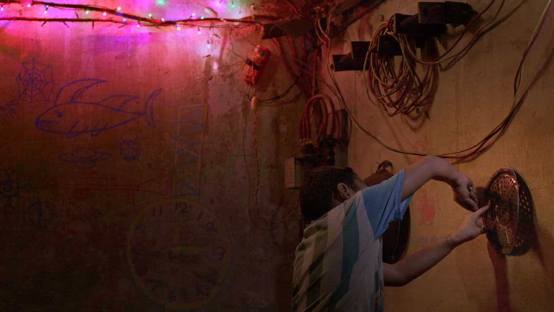 Kaili Blues backdrop 14