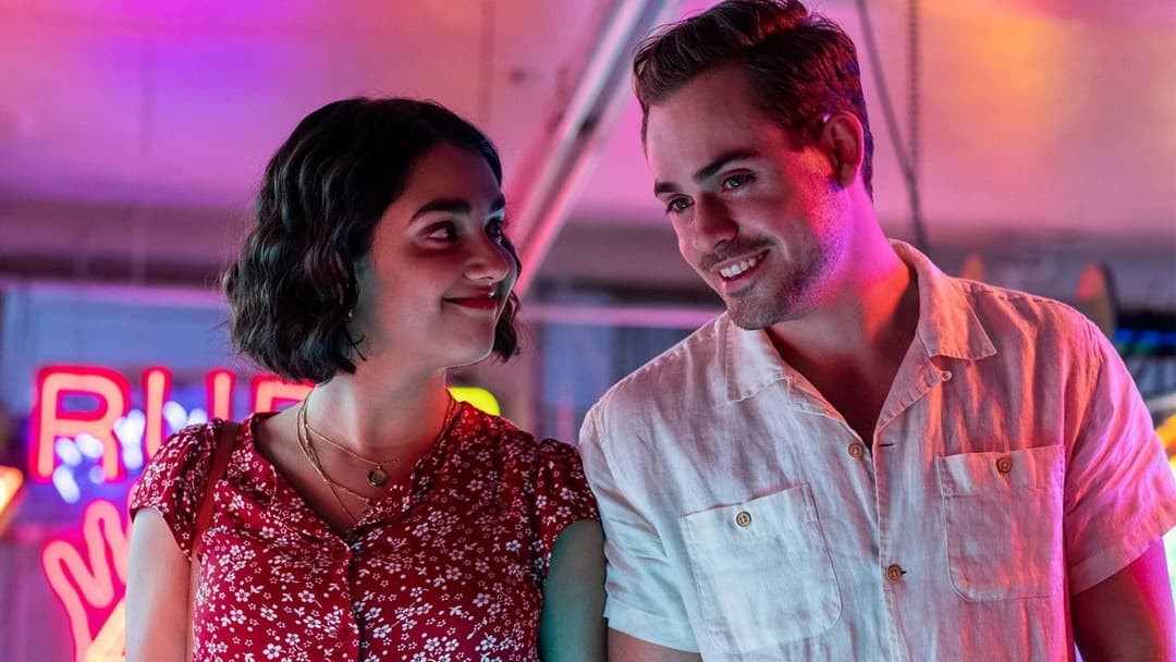 The Broken Hearts Gallery backdrop 1