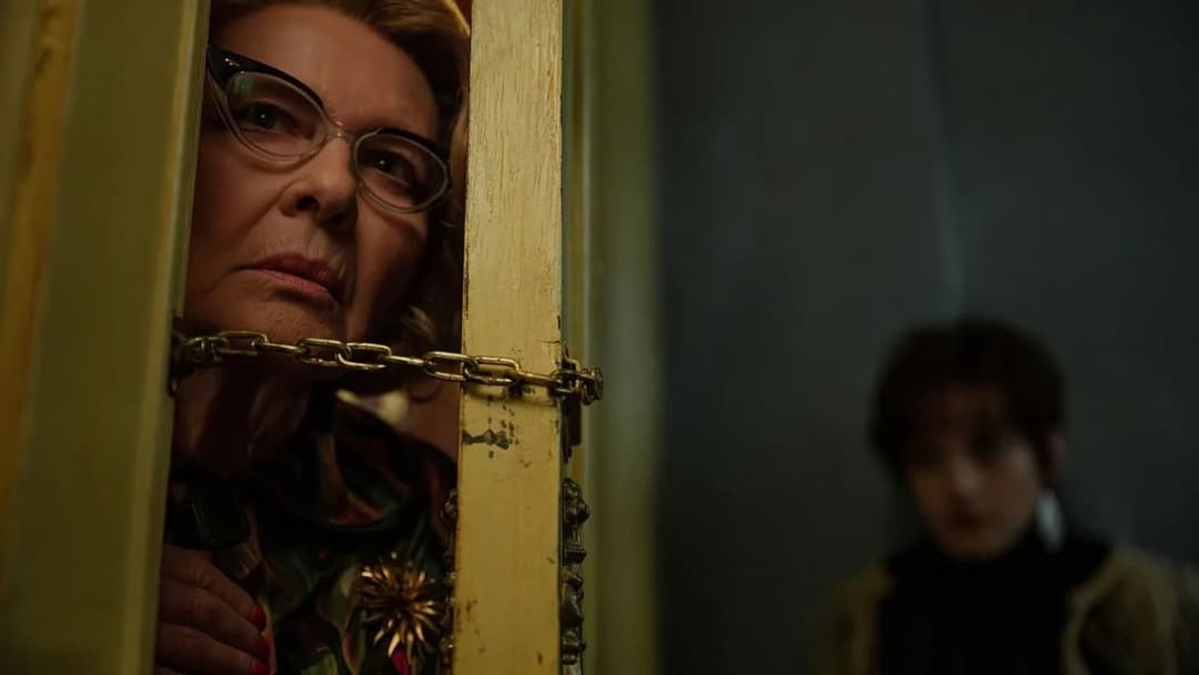 Apartment 7A backdrop 5