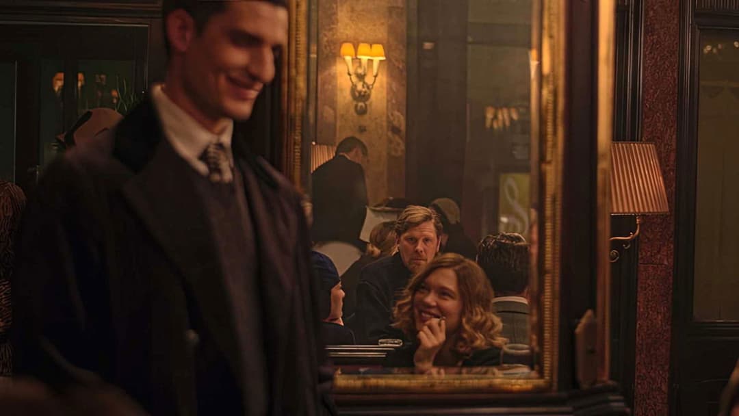 The Story of My Wife backdrop 12