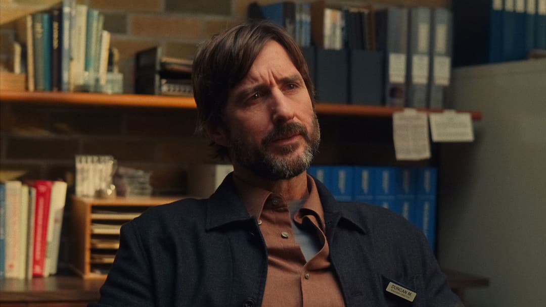 Fingernails backdrop 3