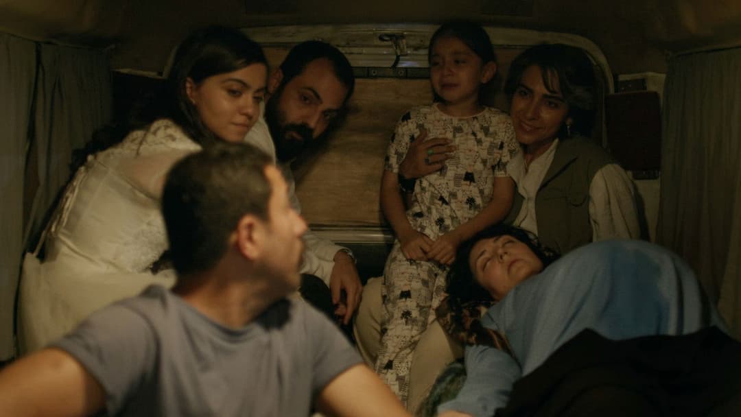 Ein einfacher Unfall backdrop 17