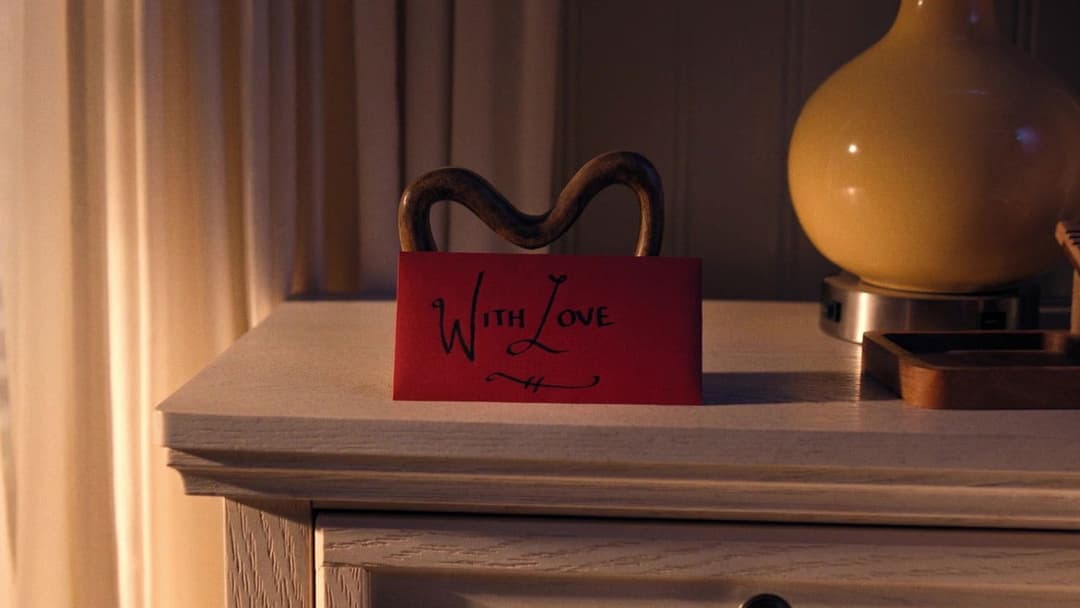 Любов зла backdrop 14