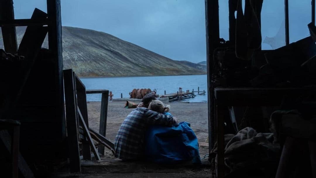 Suddenly - Überleben im Eis backdrop 8