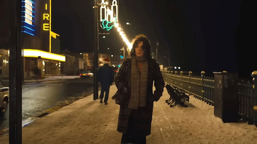 Empire of Light backdrop 19