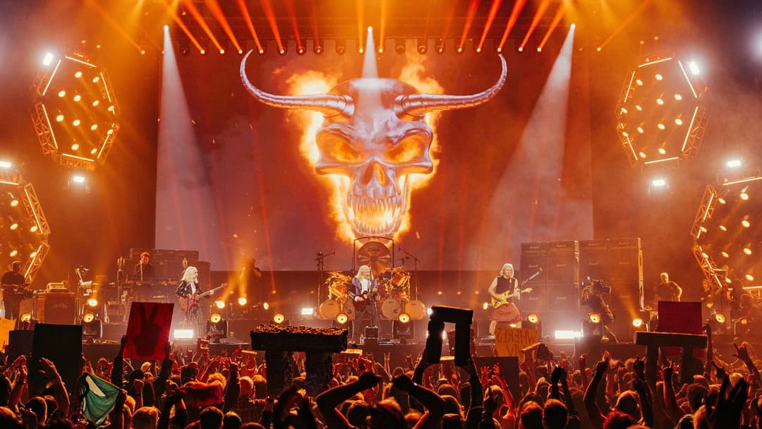 Spinal Tap II: The End Continues backdrop 2