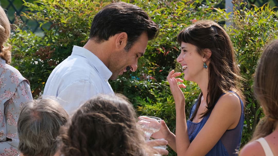 18 Presents backdrop 9