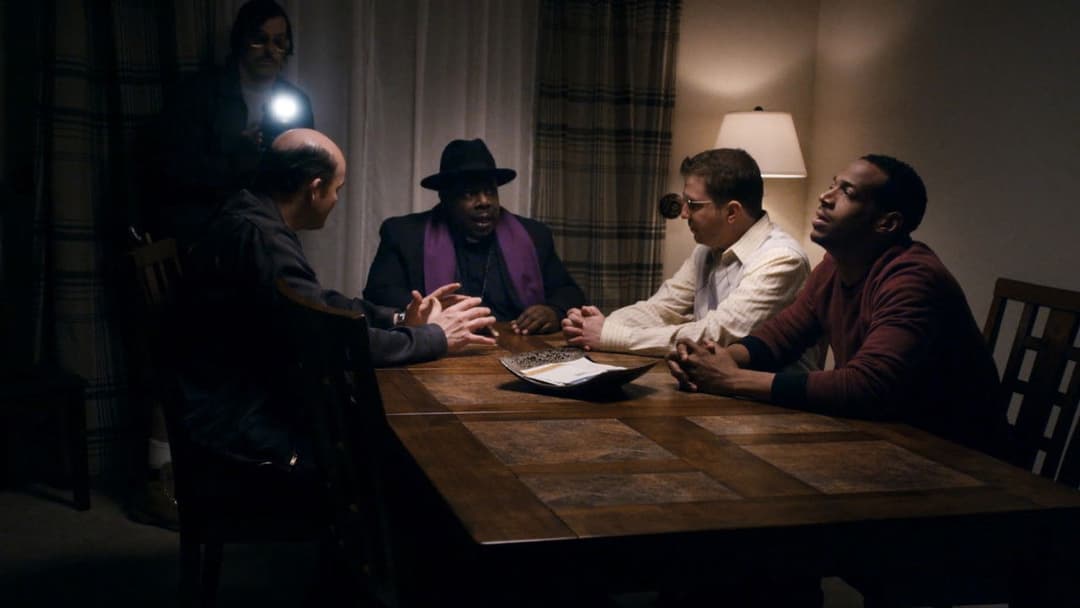 A Haunted House backdrop 18