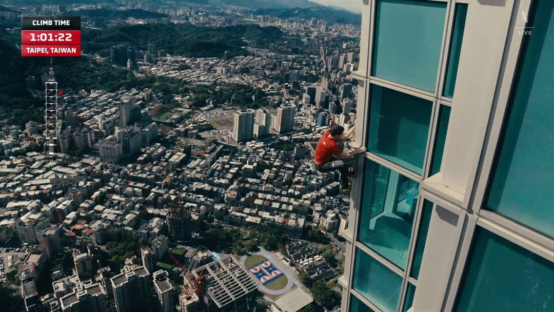 Skyscraper Live backdrop 6