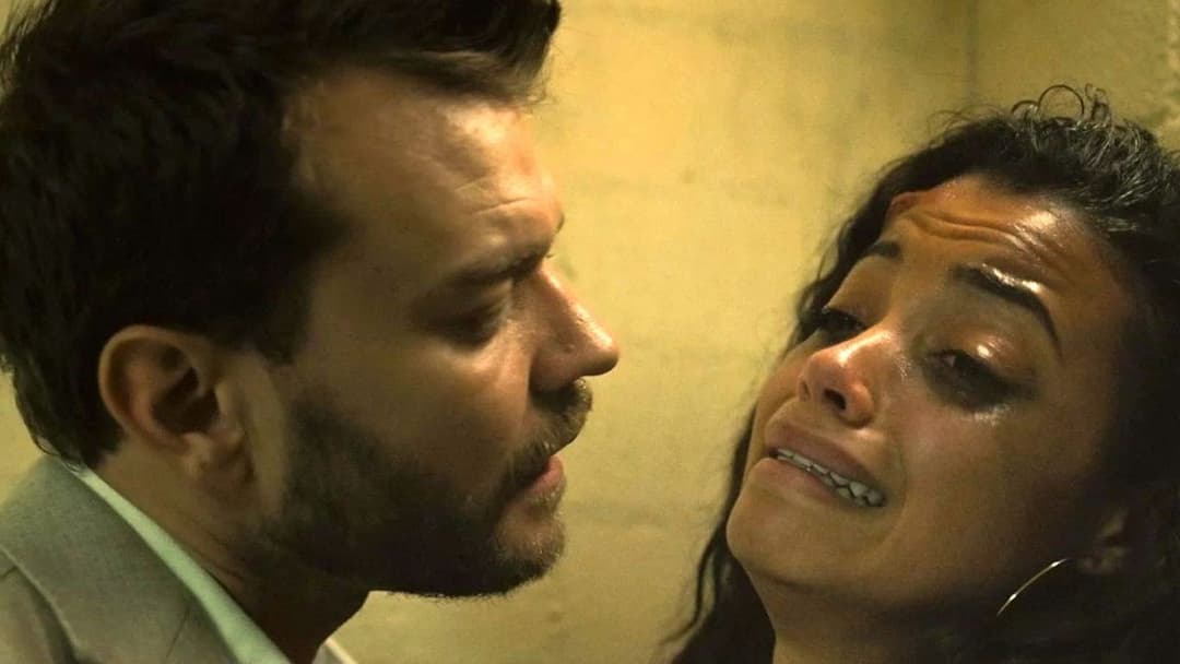 Run Sweetheart Run backdrop 4