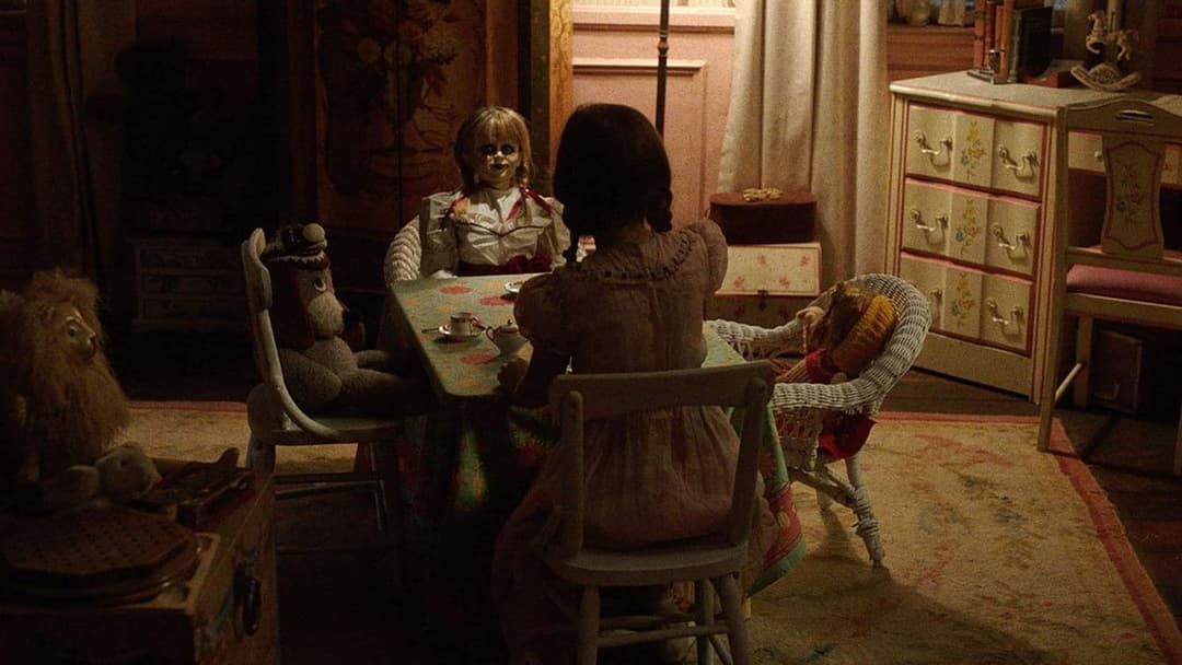 Annabelle 2 backdrop 11