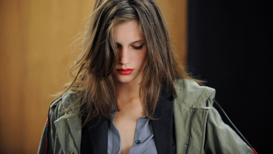 Young & Beautiful backdrop 5