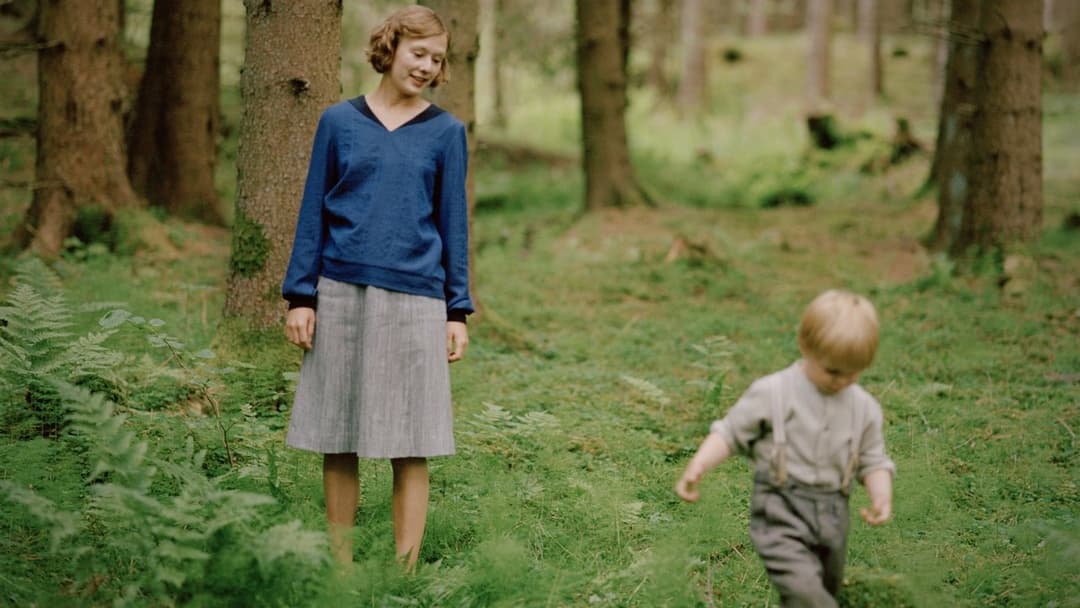 Becoming Astrid backdrop 5