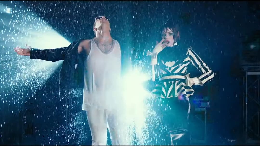 Popstar: Never Stop Never Stopping backdrop 12