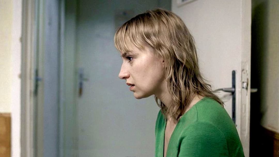 4 Months, 3 Weeks and 2 Days backdrop 9